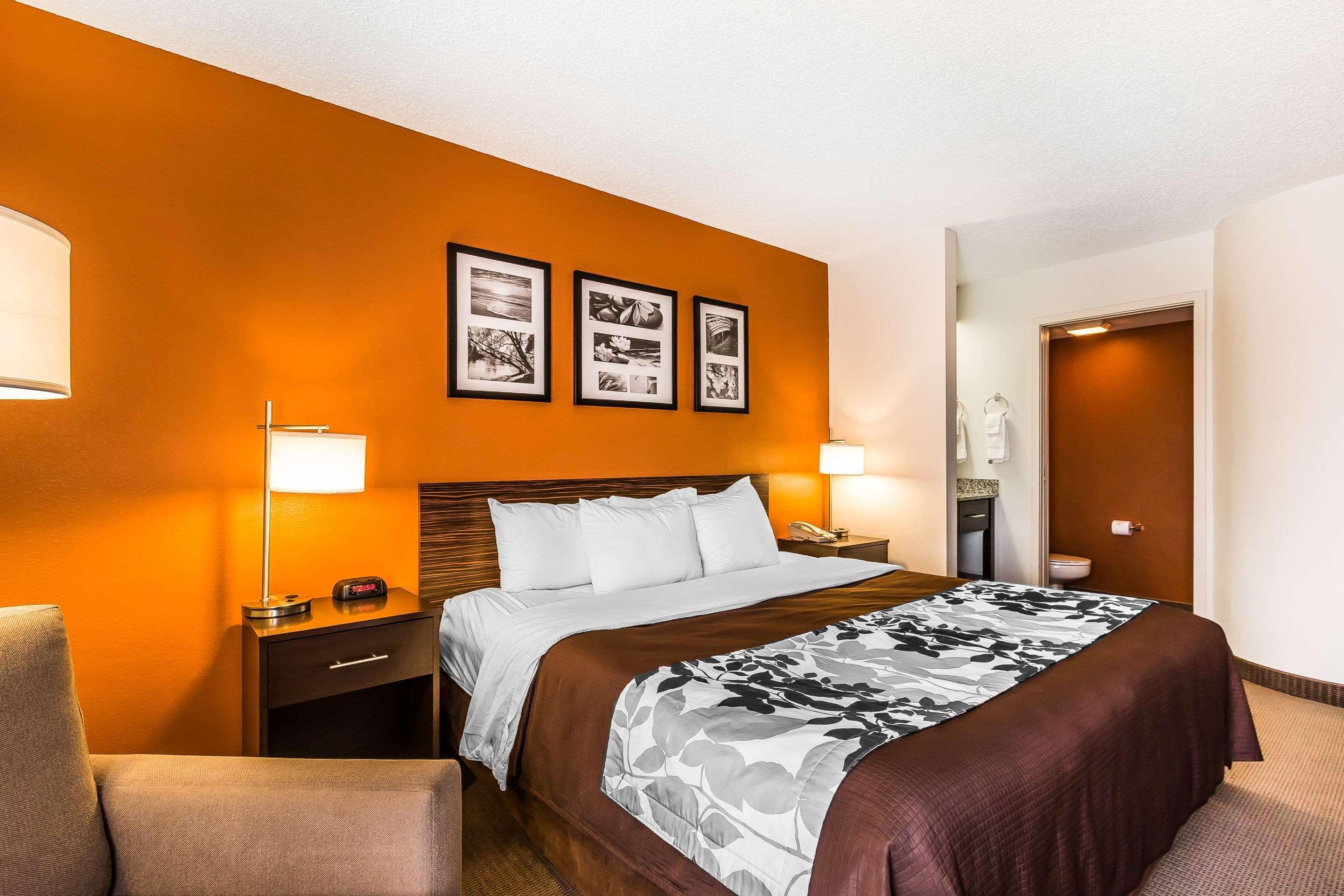 Sleep South I60 Near Medical District Inn 3*